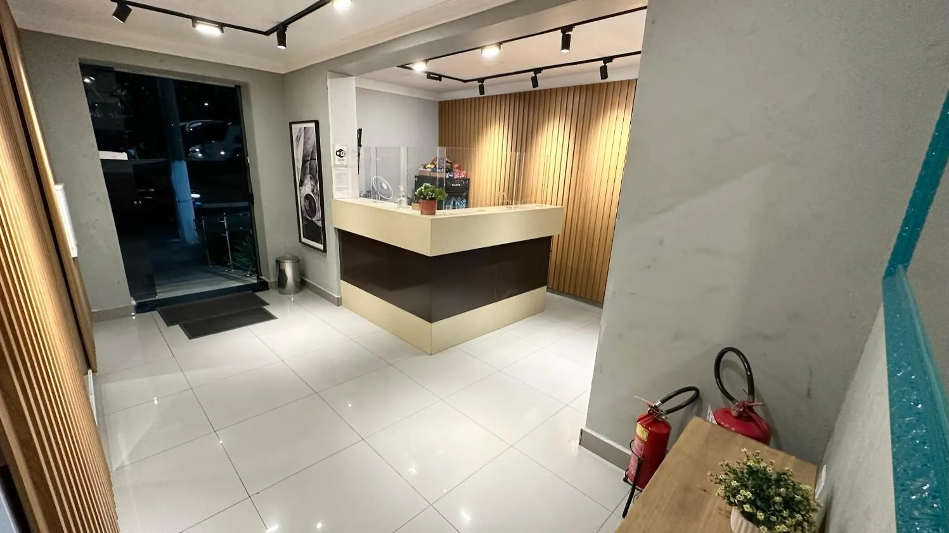 Hln Hotel - Expo - Anhembi Сан-Пауло