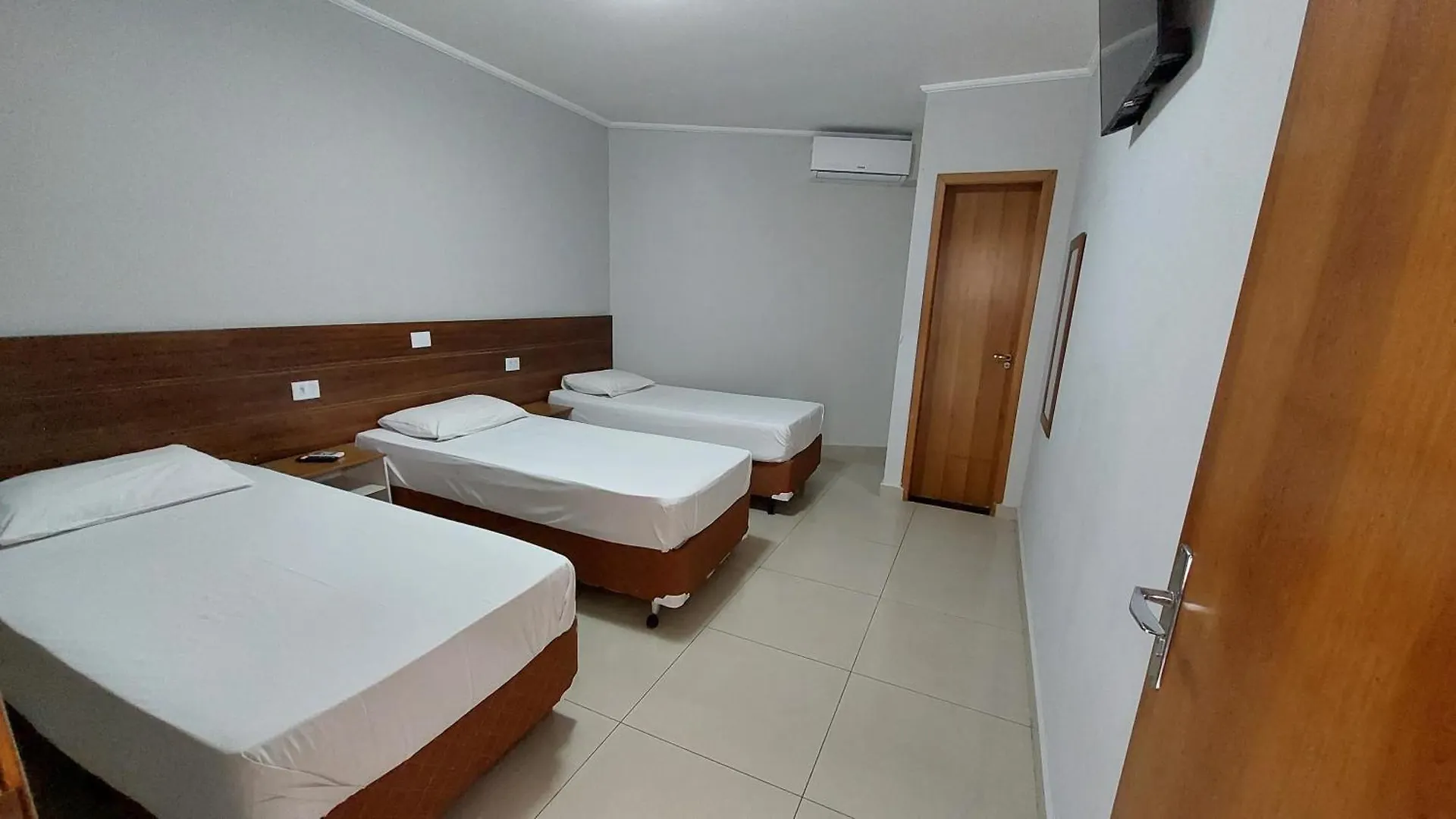 Hln Hotel - Expo - Anhembi Сан-Пауло